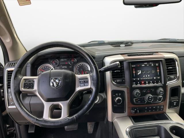 2018 RAM 3500 Laramie Crew Cab 4x4 6'4' Box