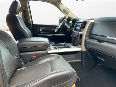 2018 RAM 3500 Laramie Crew Cab 4x4 6'4' Box