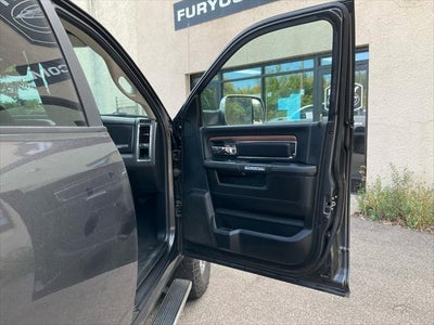 2018 RAM 3500 Laramie Crew Cab 4x4 6'4' Box