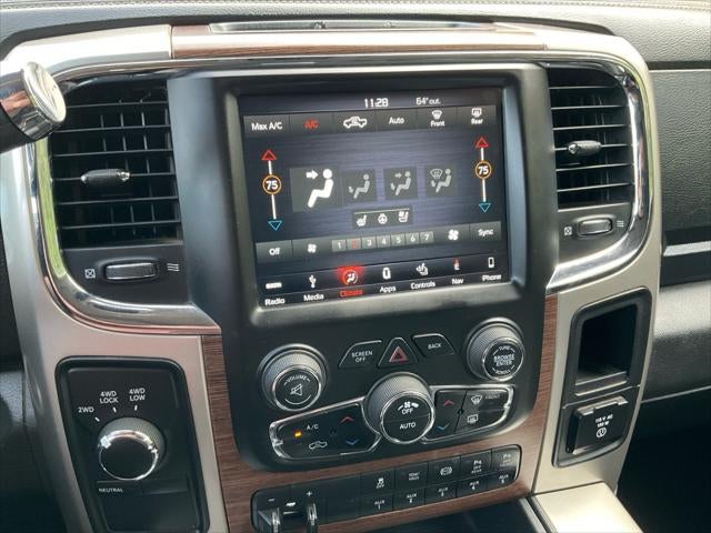 2018 RAM 3500 Laramie Crew Cab 4x4 6'4' Box