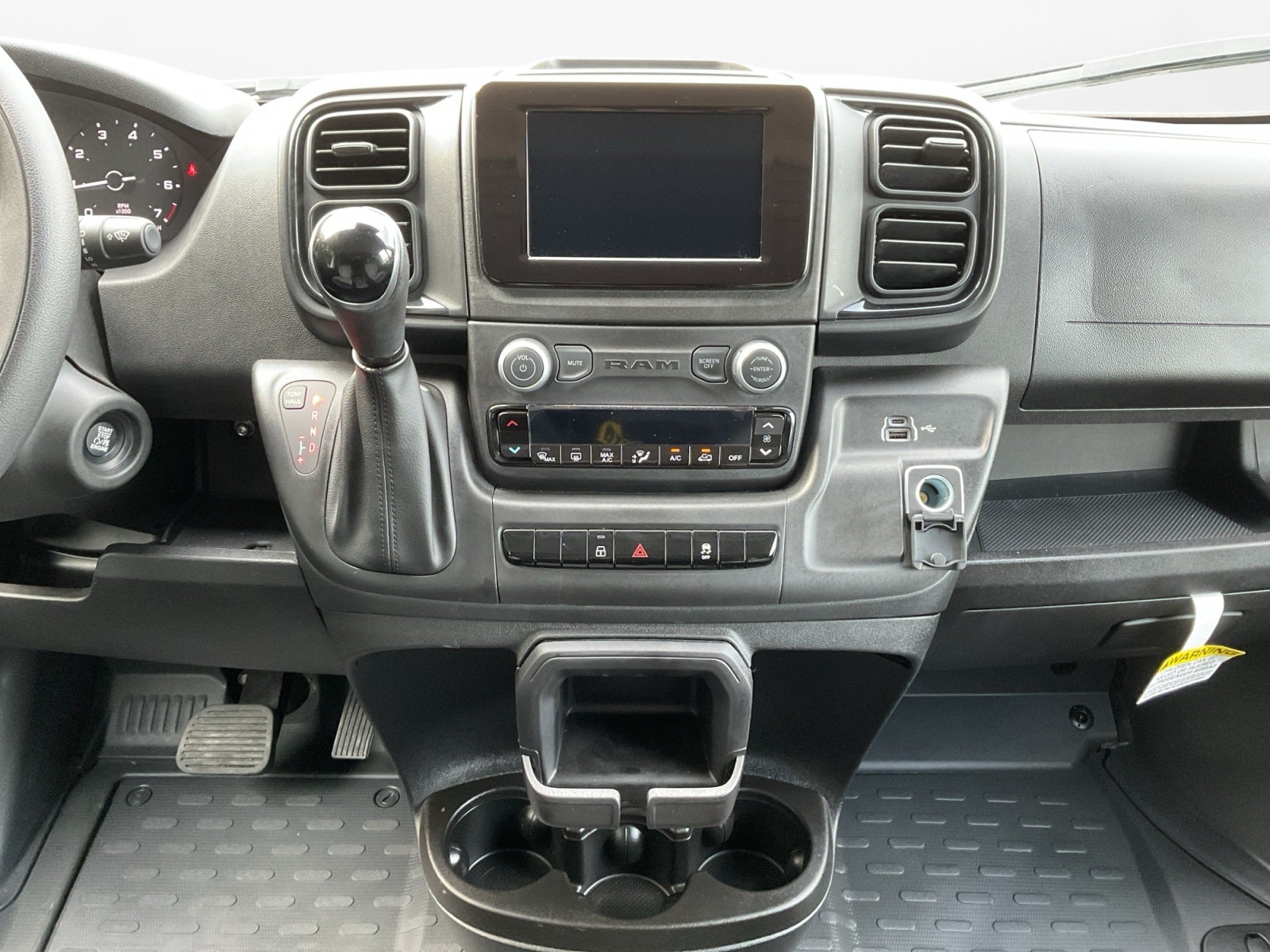 2025 RAM ProMaster 1500 Cargo Van Tradesman Low Roof 136' WB w/Pass Seat