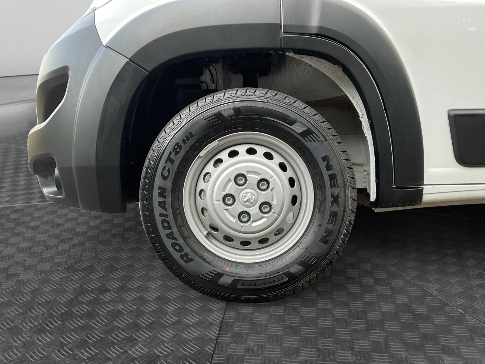 2025 RAM ProMaster 1500 Cargo Van Tradesman Low Roof 136' WB w/Pass Seat