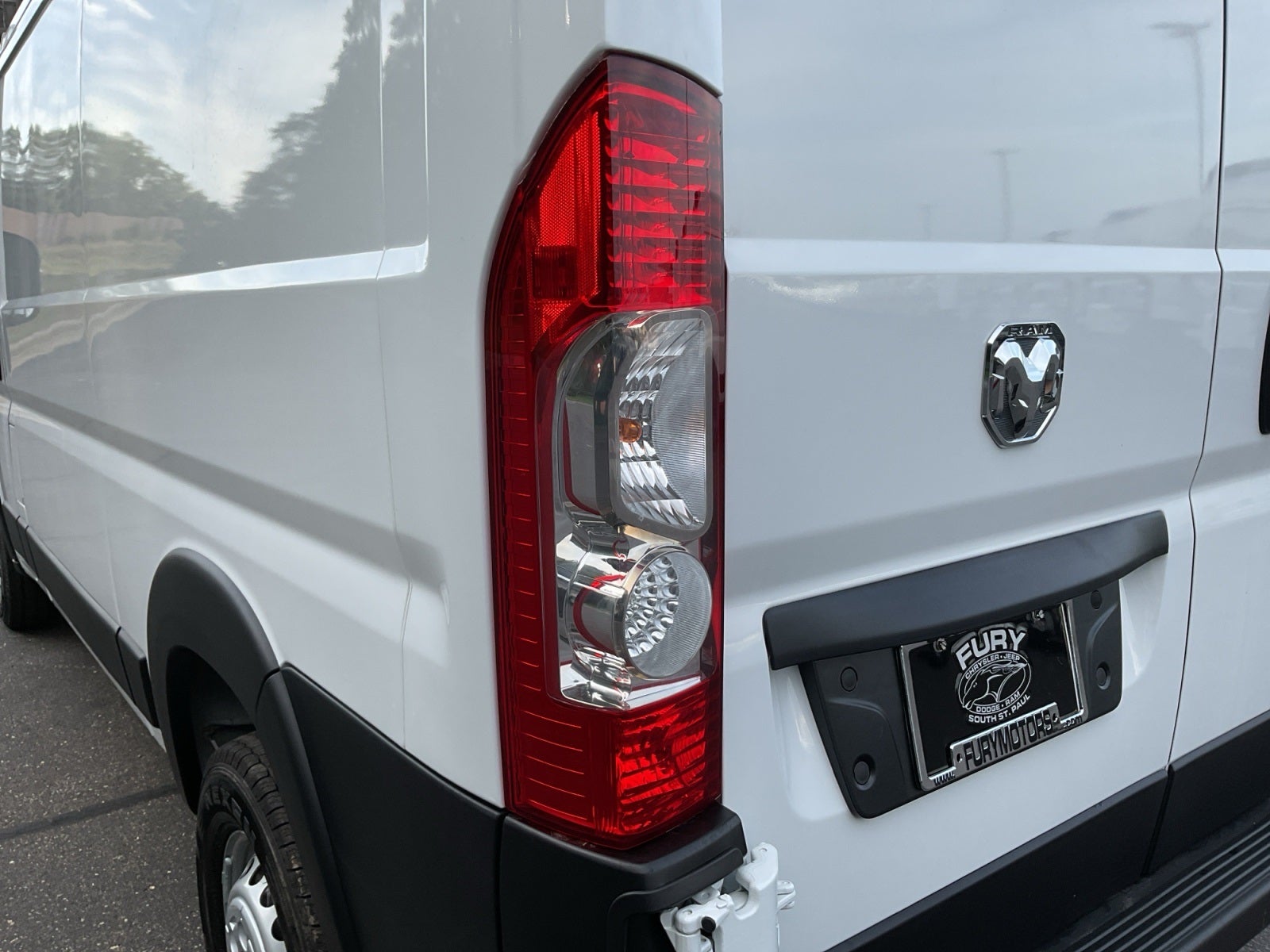 2025 RAM ProMaster 1500 Cargo Van Tradesman Low Roof 136' WB w/Pass Seat