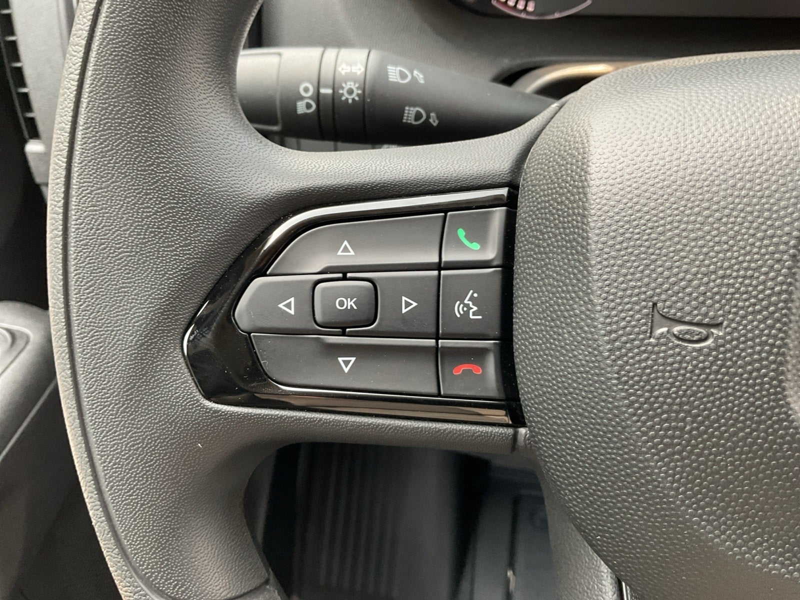 2024 RAM ProMaster 2500 Cargo Van Tradesman High Roof 159' WB w/Pass Seat