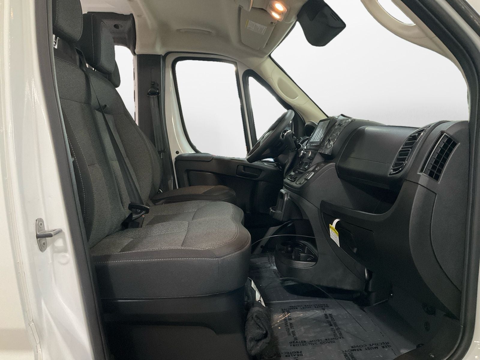 2025 RAM ProMaster 1500 Low Roof Tradesman
