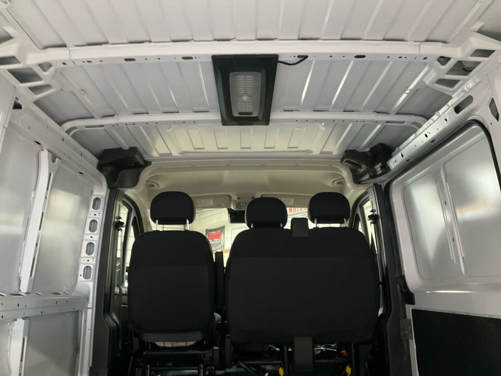 2025 RAM ProMaster 1500 Low Roof Tradesman
