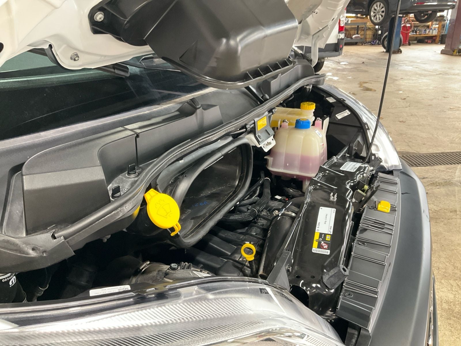 2025 RAM ProMaster 1500 Low Roof Tradesman