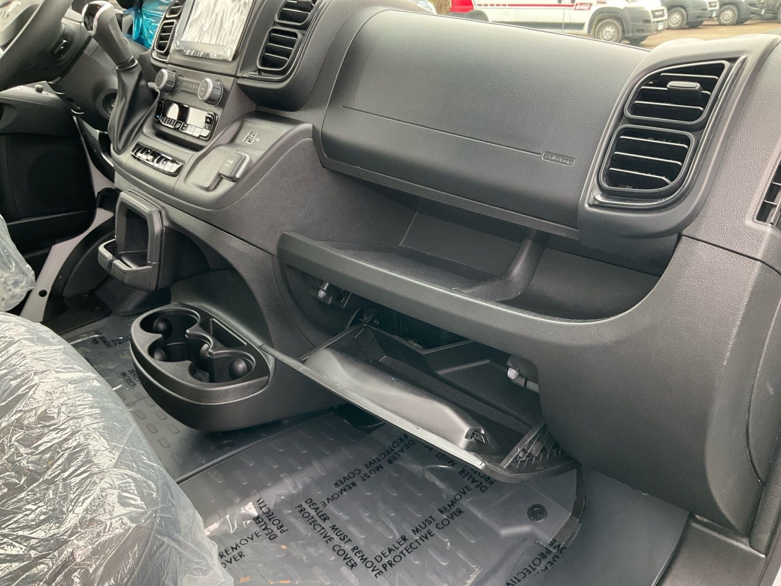 2025 RAM ProMaster 1500 Low Roof Tradesman