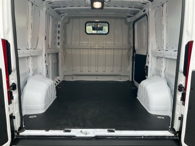 2025 RAM ProMaster 1500 Low Roof Tradesman