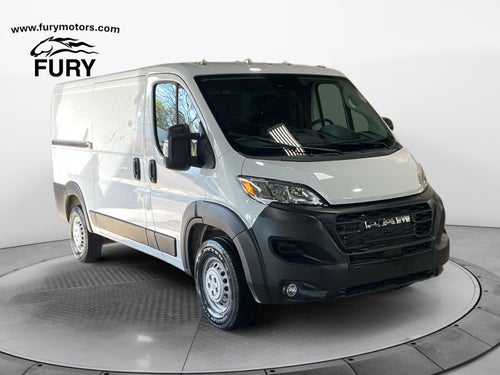 2025 RAM Promaster 2500 Low Roof Tradesman