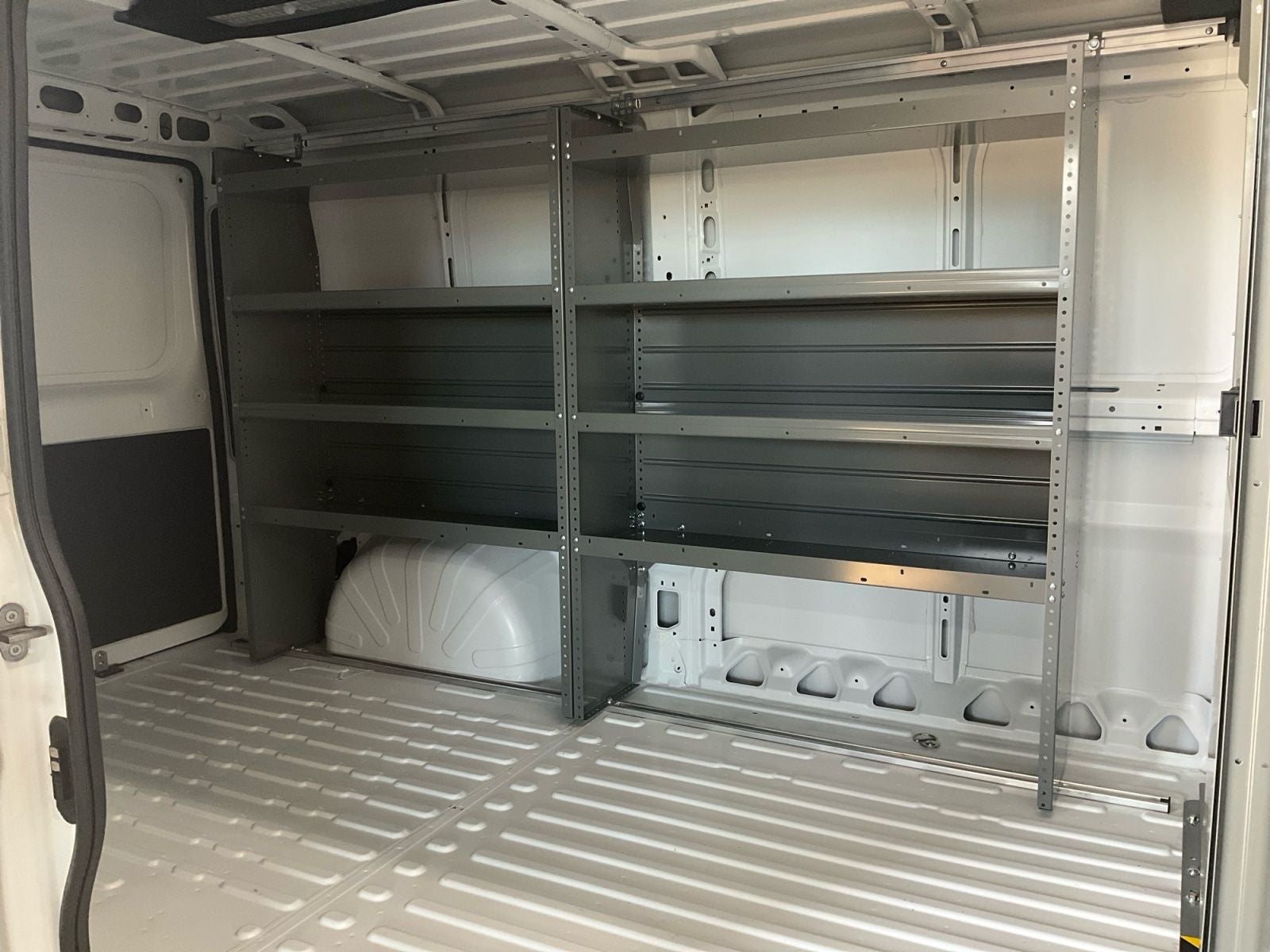 2025 RAM Promaster 2500 Low Roof Tradesman