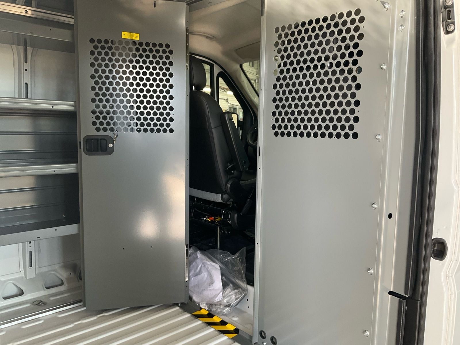 2025 RAM Promaster 2500 Low Roof Tradesman
