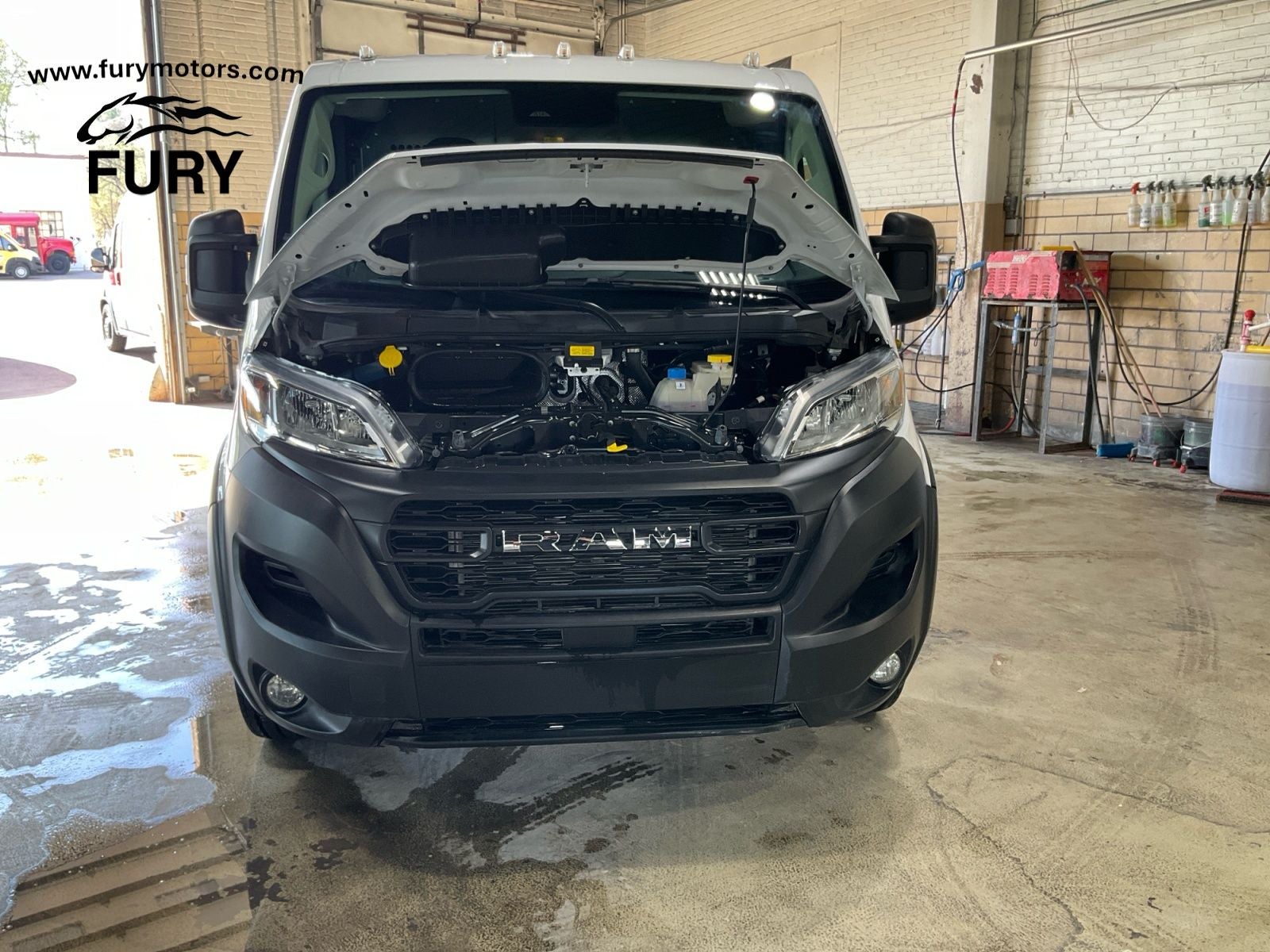 2025 RAM Promaster 2500 Low Roof Tradesman