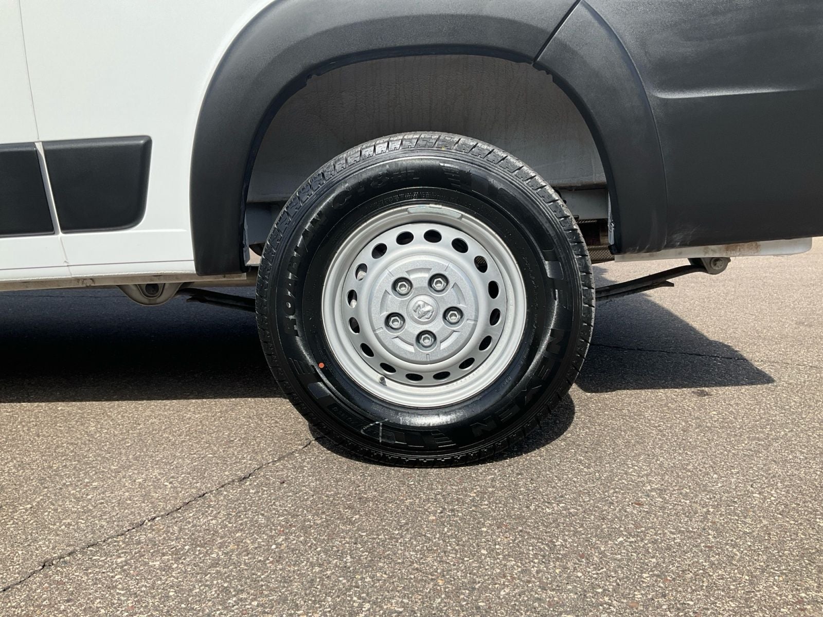 2025 RAM Promaster 2500 Low Roof Tradesman