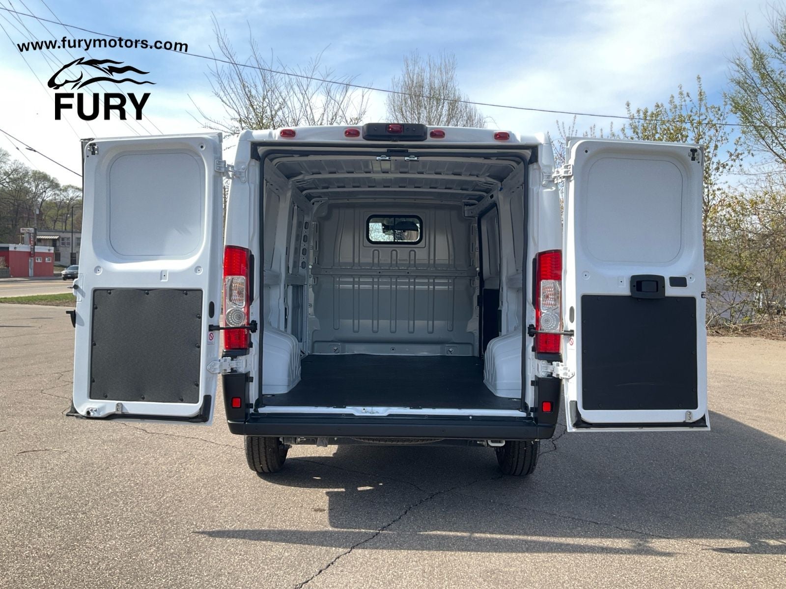 2025 RAM Promaster 2500 Low Roof Tradesman