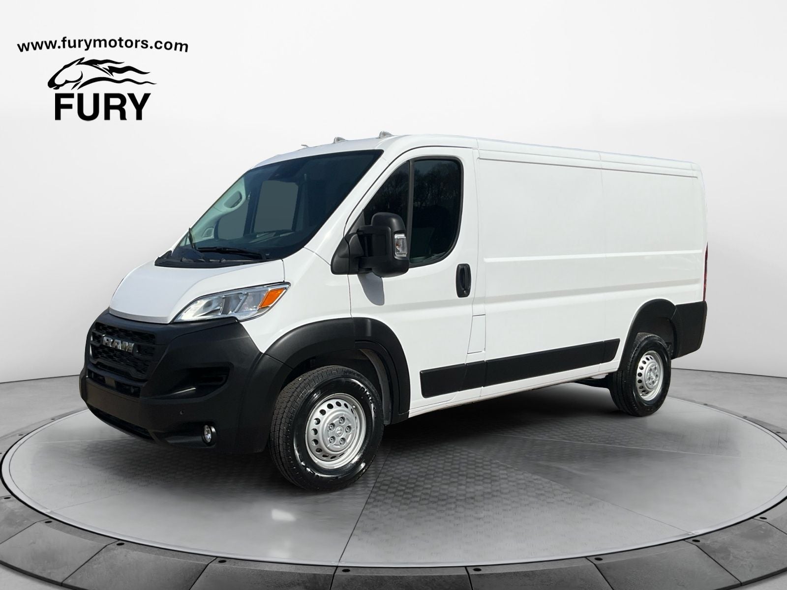 2025 RAM Promaster 2500 Low Roof Tradesman