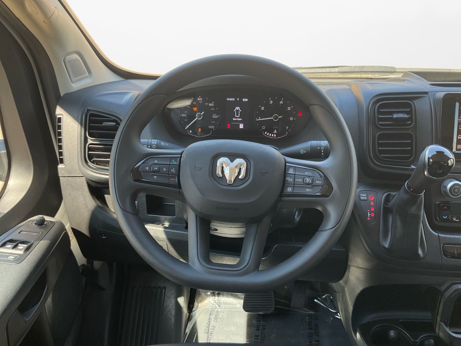 2025 RAM Promaster 2500 Low Roof Tradesman