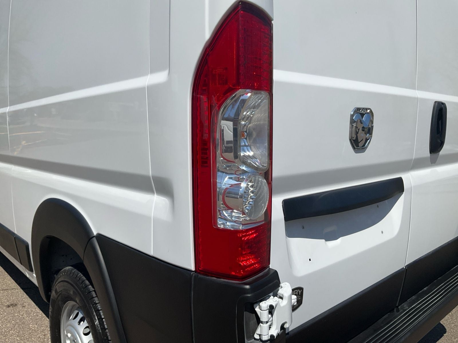 2025 RAM Promaster 2500 Low Roof Tradesman