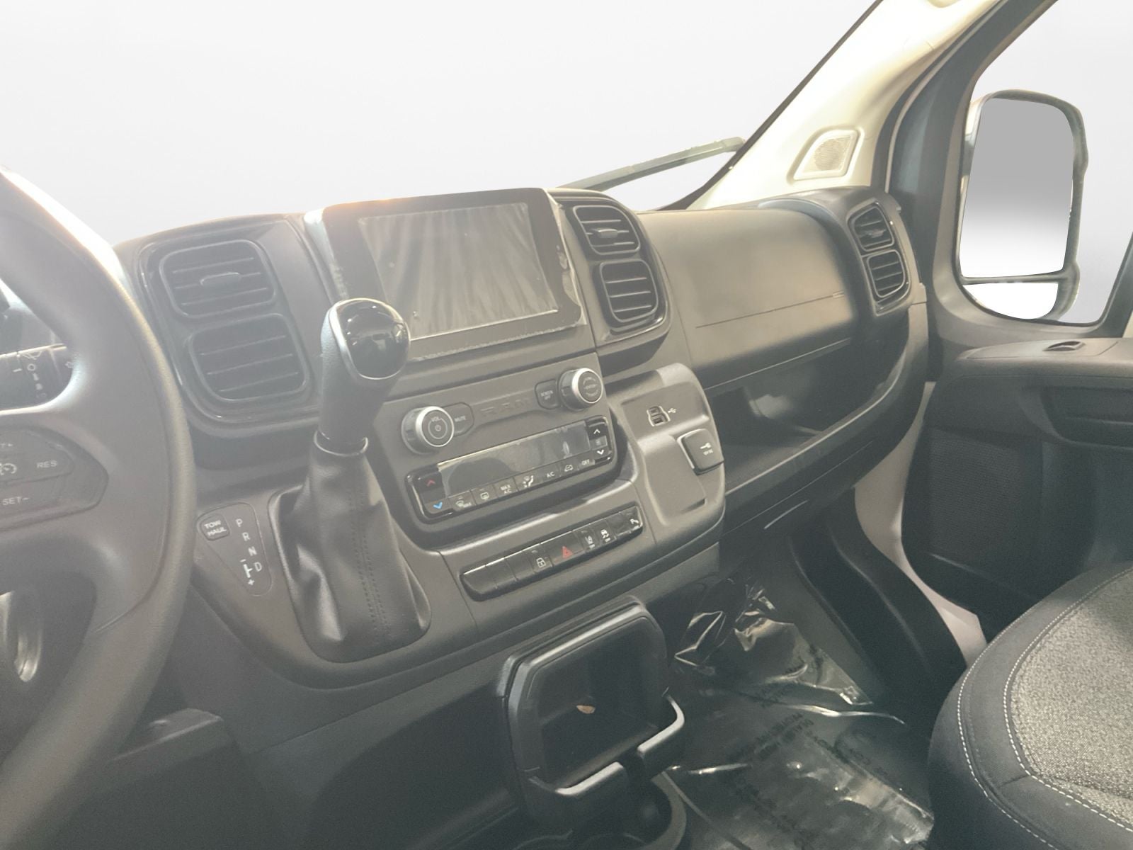 2025 RAM Promaster 2500 Low Roof Tradesman