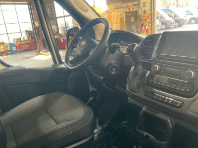 2025 RAM Promaster 2500 Low Roof Tradesman