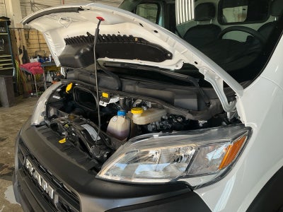 2025 RAM Promaster 2500 Low Roof Tradesman