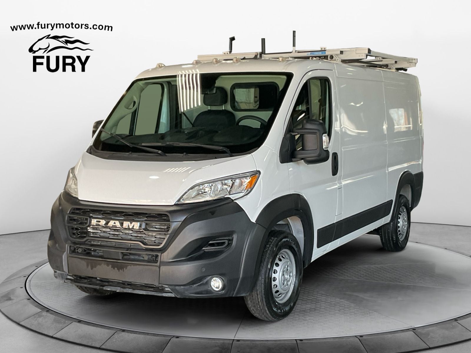 2025 RAM Promaster 2500 Low Roof Tradesman