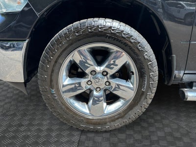 2017 RAM 1500 Big Horn Crew Cab 4x4 5'7' Box