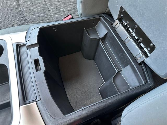 2017 RAM 1500 Big Horn Crew Cab 4x4 5'7' Box