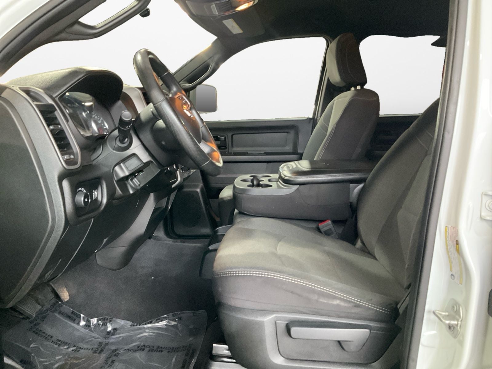 2024 RAM 2500 Tradesman Crew Cab 4x4 6'4' Box