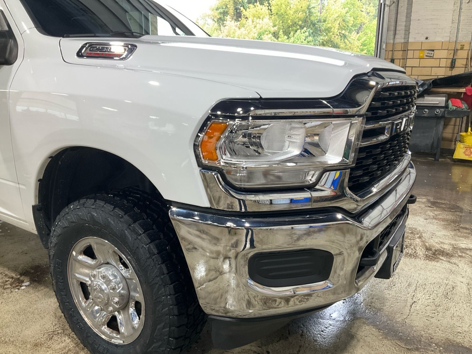2024 RAM 2500 Tradesman Crew Cab 4x4 6'4' Box