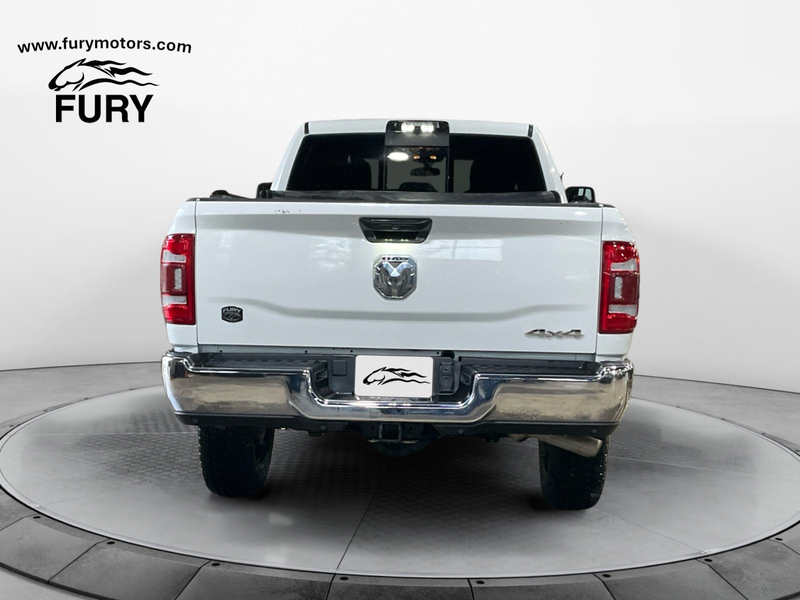 2024 RAM 2500 Tradesman Crew Cab 4x4 6'4' Box