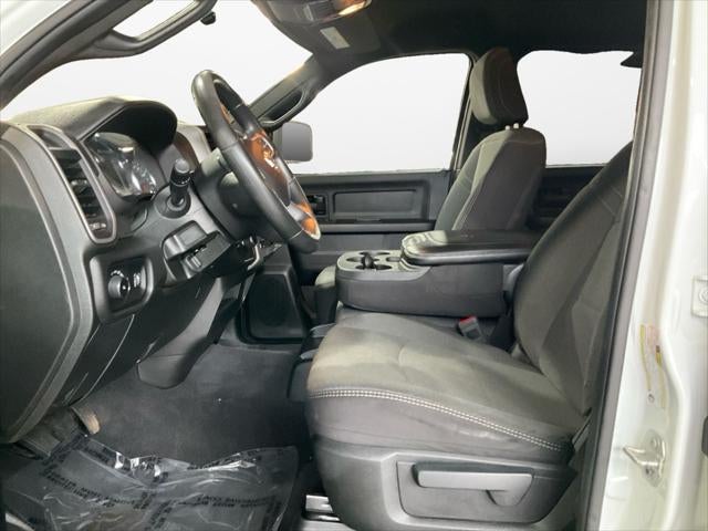 2024 RAM 2500 Tradesman Crew Cab 4x4 6'4' Box