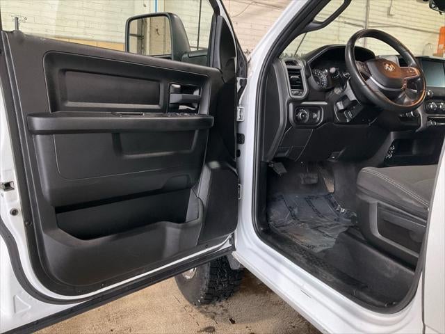 2024 RAM 2500 Tradesman Crew Cab 4x4 6'4' Box