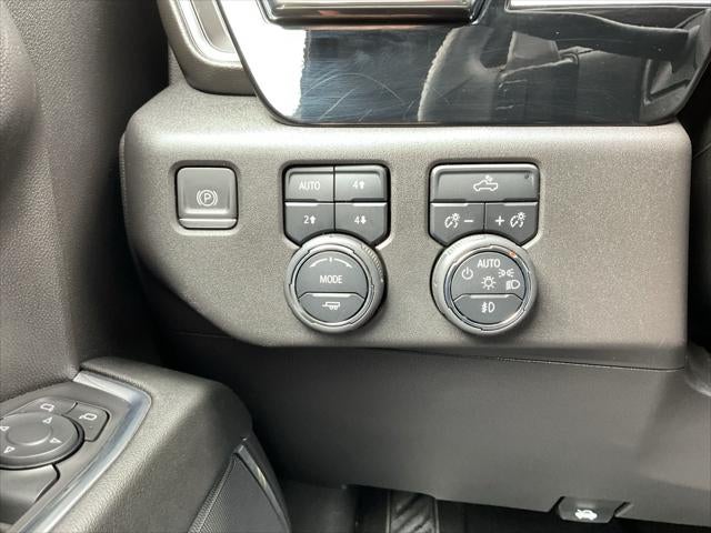 2024 Chevrolet Silverado 1500 4WD Crew Cab Short Bed LT Trail Boss