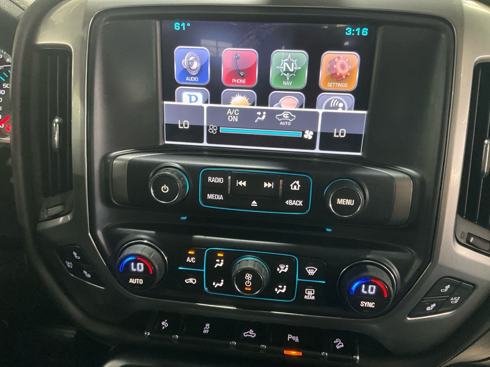 2015 Chevrolet Silverado 1500 LTZ 2LZ