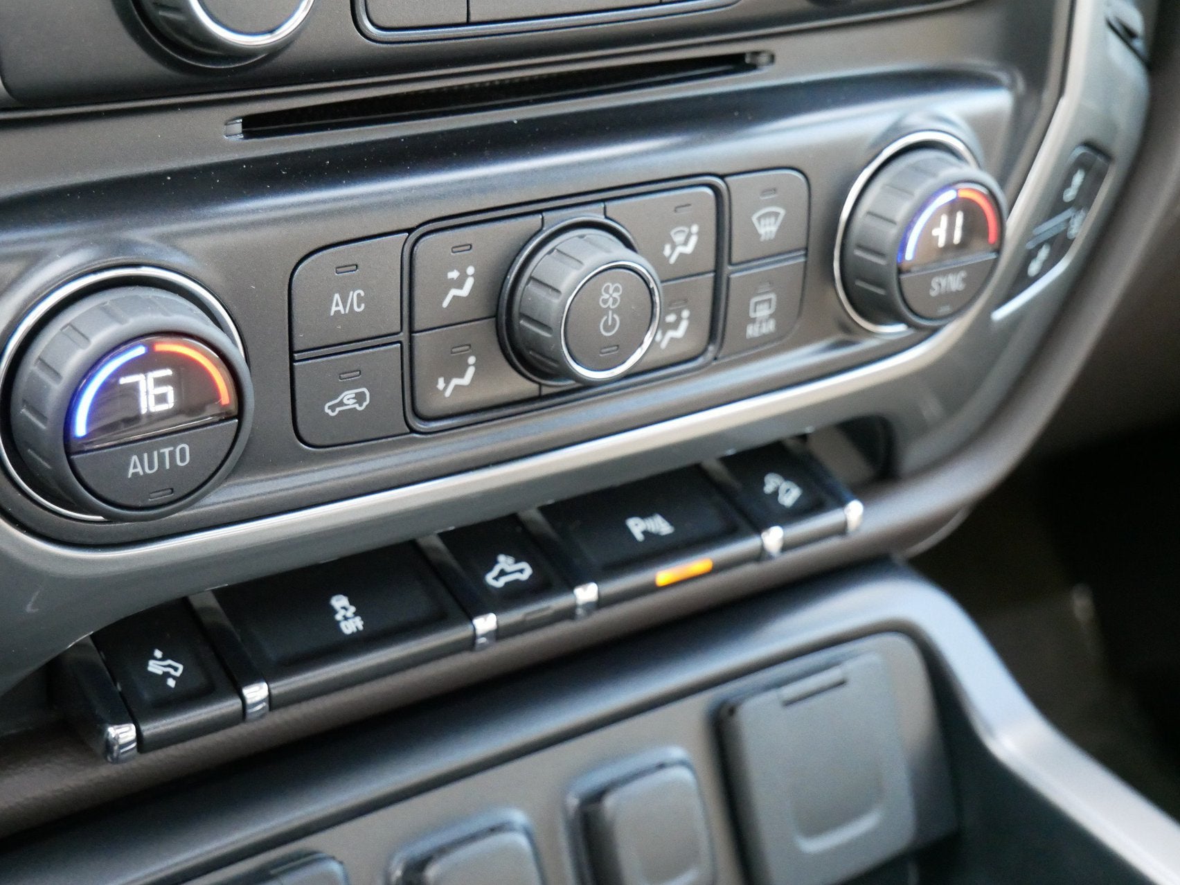 2015 Chevrolet Silverado 1500 2LZ