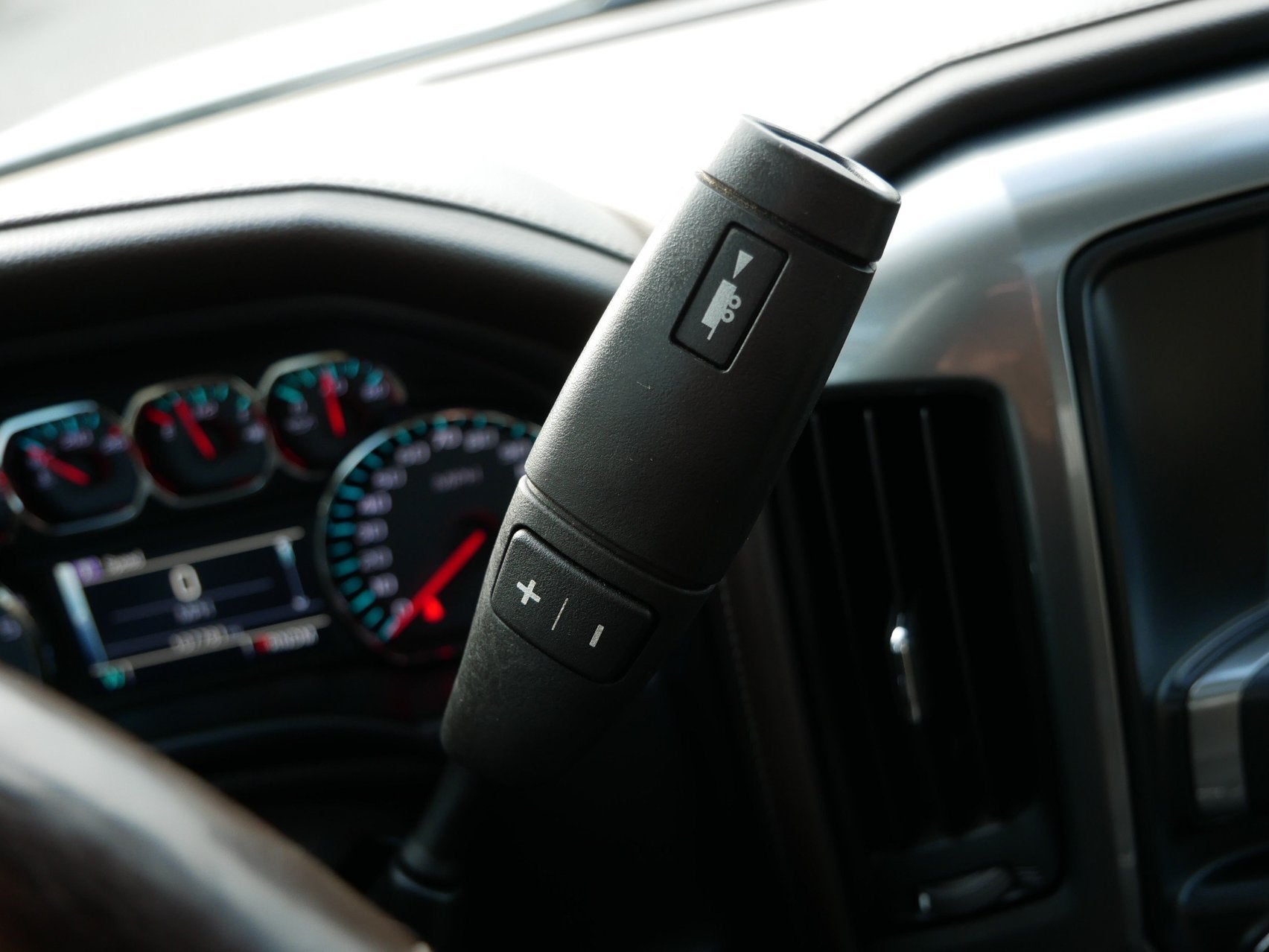 2015 Chevrolet Silverado 1500 2LZ