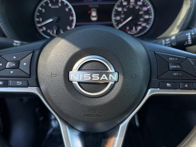 2024 Nissan Sentra SV Xtronic CVT
