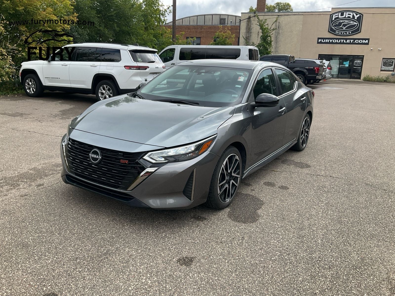 2025 Nissan Sentra SR