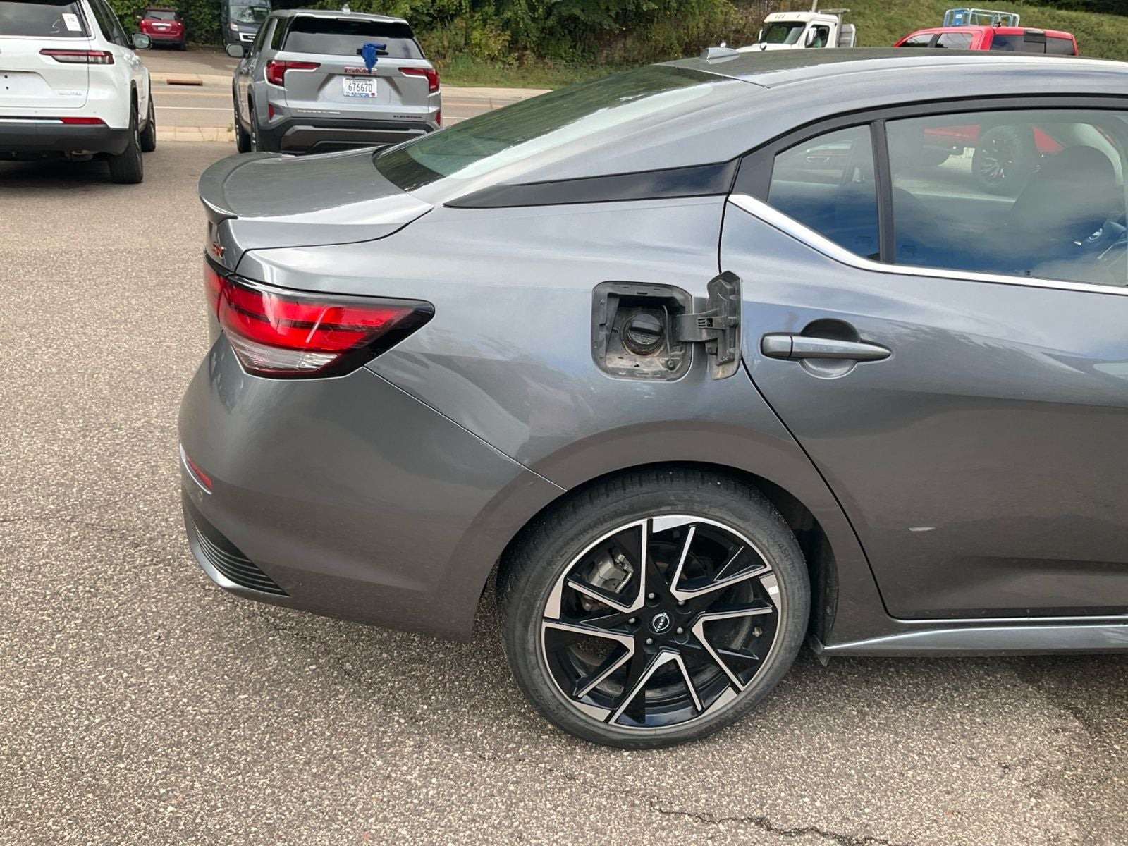 2025 Nissan Sentra SR