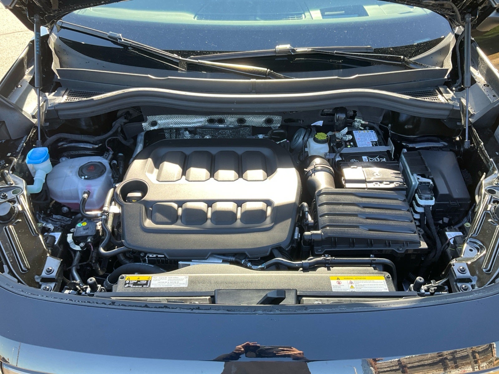 2025 Volkswagen Tiguan 2.0T SE R-Line Black