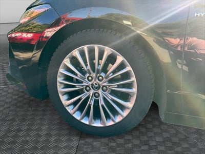 2020 Toyota Avalon Hybrid Limited