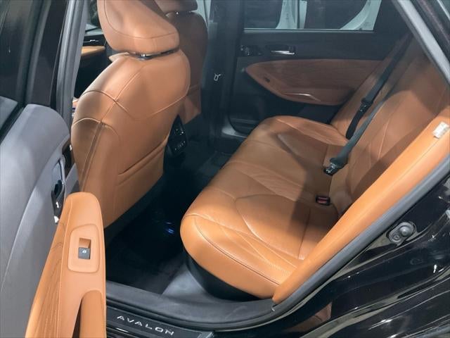 2020 Toyota Avalon Hybrid Limited