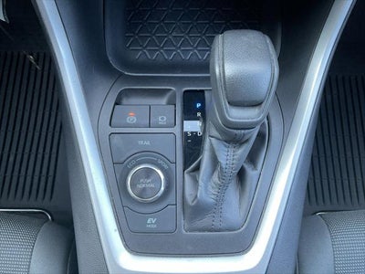 2020 Toyota RAV4 Hybrid LE