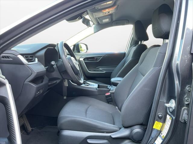 2020 Toyota RAV4 Hybrid LE