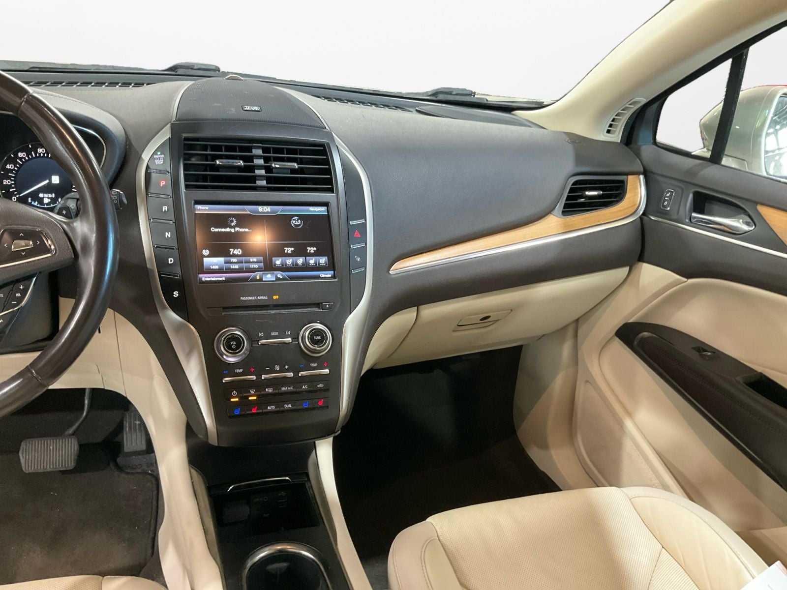 2015 Lincoln MKC Base