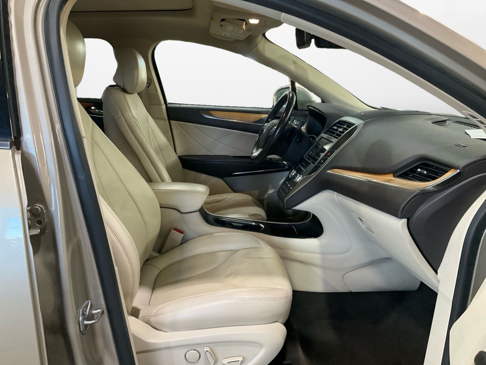 2015 Lincoln MKC Base