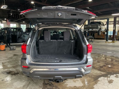 2019 Nissan Pathfinder SV