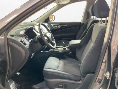 2019 Nissan Pathfinder SV