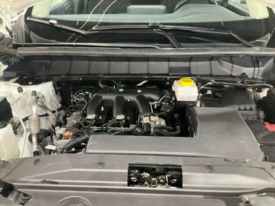 2024 Nissan Pathfinder SV 4WD